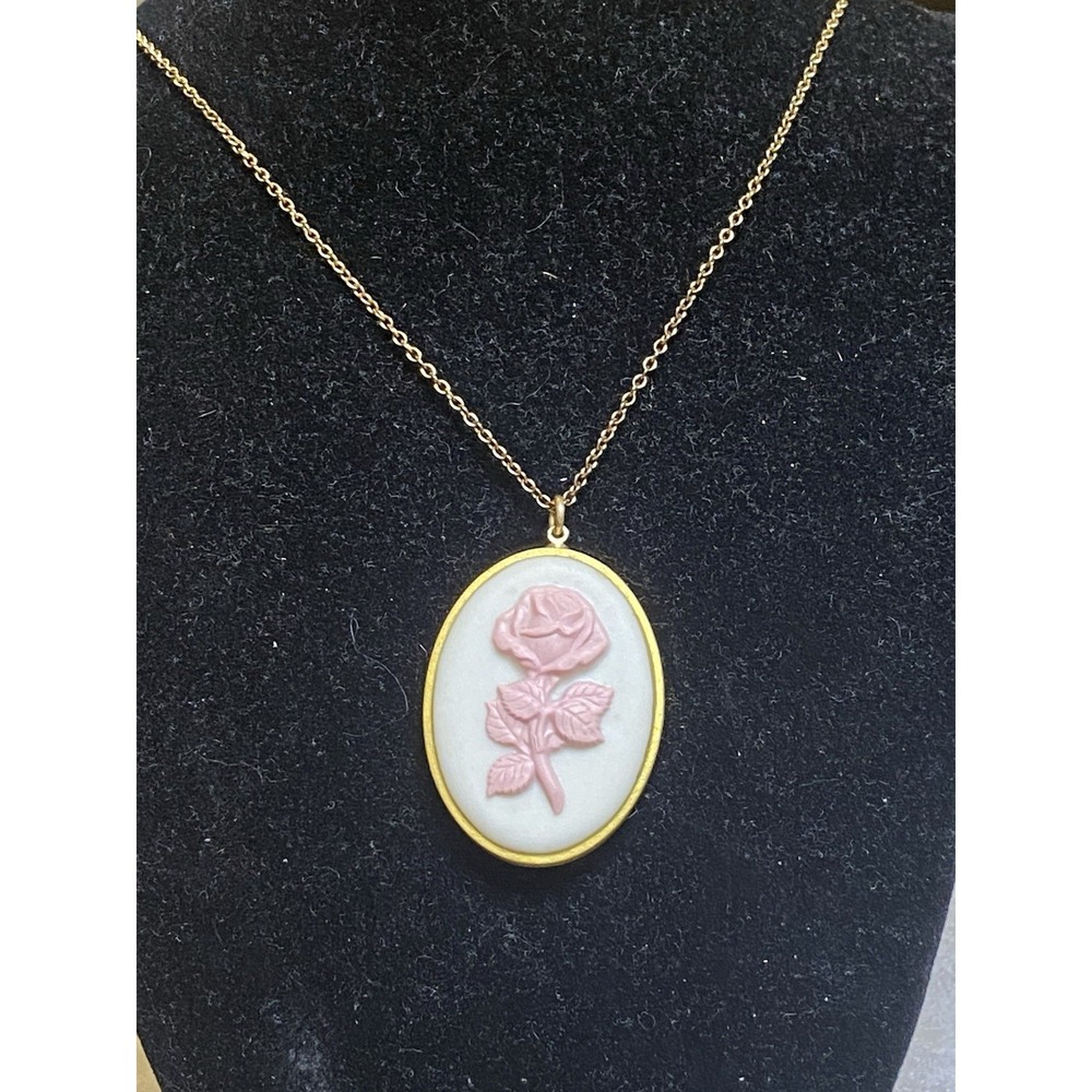 Franklin Mint 1979 Mother's Day Necklace Pendant Charm Rose on 12k GF 24" Chain